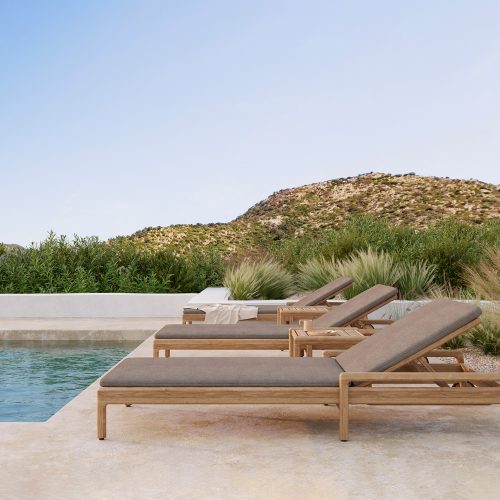 10256_21093_Teak_Jack_outdoor_lounger_cushion_mocha_10257_Jack_side_table_WEB