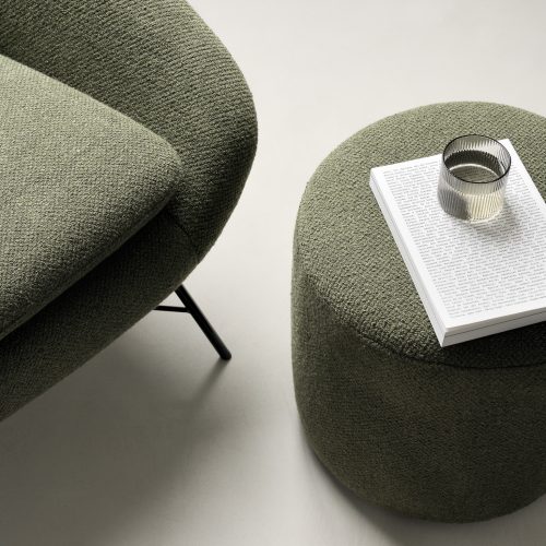 20136_Barrow_lounge_chair_pine_green_20146_Barrow_pouf_pine_green_WEB (2)