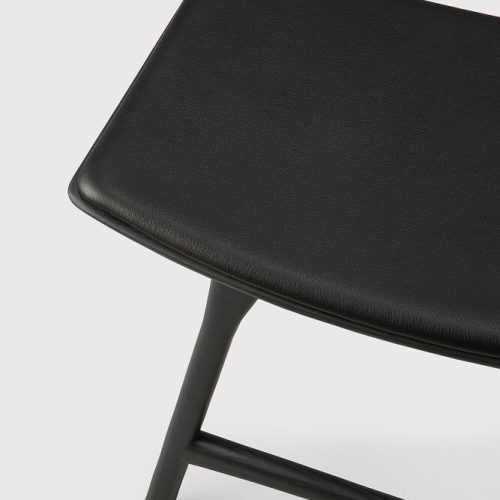 product_wf_53048_Osso_dining_stool_varnished_oak_black_black_leather_det03_web