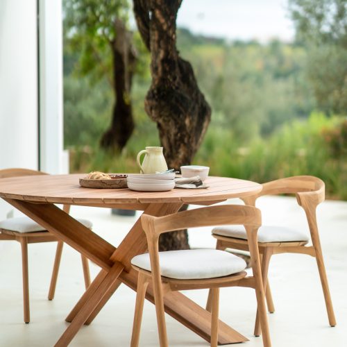 10281_Teak_Circle_dining_table_10155_Teak_Bok