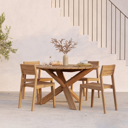 10285_Teak_EX_1_Outdoor_chair_10281_Teak_Circle_Outdoor_dining_table_WEB