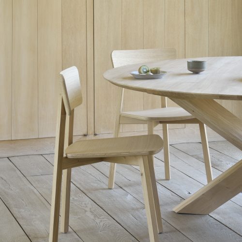 50164_Oak_Circle_round_dining_table_50653_Oak_Casale_dining_chair_det1_WEB
