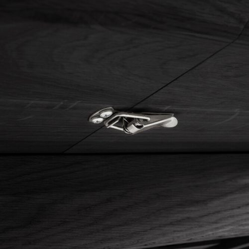 product_wf_51528_Oak_Bok_black_extendable_dining_table_round_det5_WEB