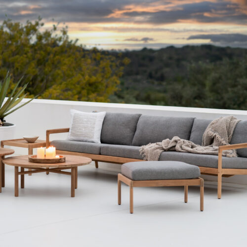 10255_Jack_outdoor_sofa_mocha_10249_footstool_10264_10265_Quatro_coffee_tables_10257_Jack_st_WEB (2)