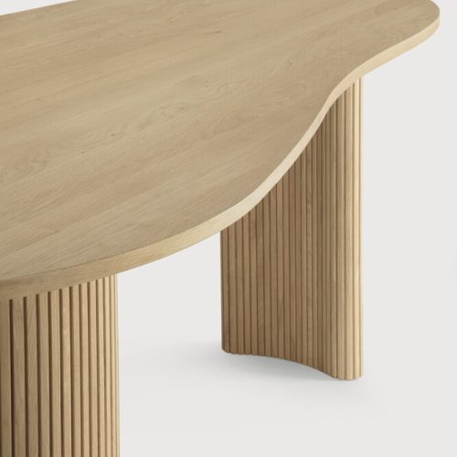 product_wf_50795_Boomerang_desk_varnished_oak_pebble_shape_det02_WEB